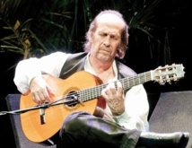 Une légende vivante de la guitare flamenca à Fès, Alain Bouithy, Libération
