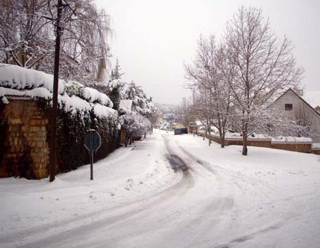 La ville est sous la neige : Ifrane retrouve sa beauté d’antan, Mohammed Drihem, Libération