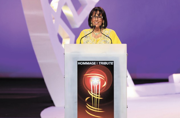 مهرجان عيون لمسرح الشارع يكرم ثريا جبران
